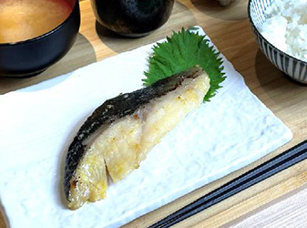 銀鱈の西京焼定食